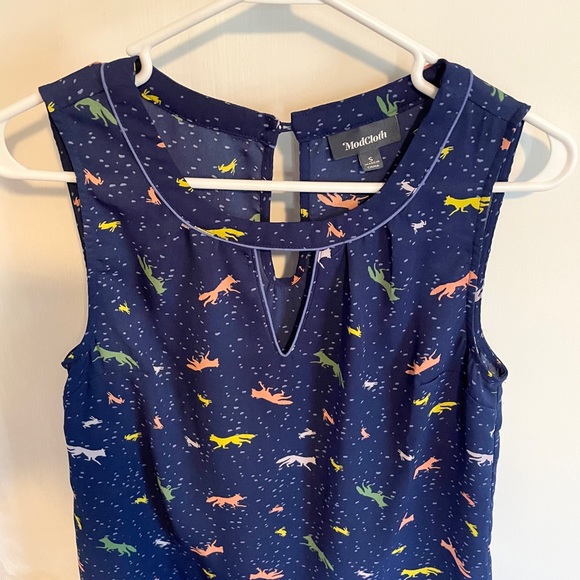 Modcloth Fox & Rabbit Tank Top - Picture 5 of 7